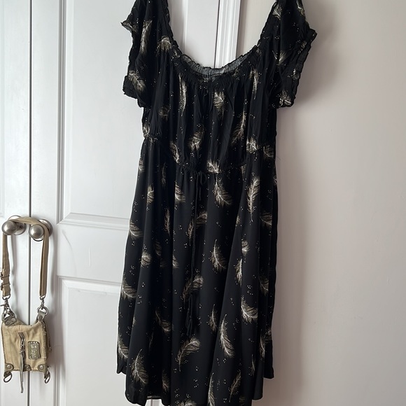 Torrid Midi Challis Off-Shoulder Dress - Picture 5 of 12